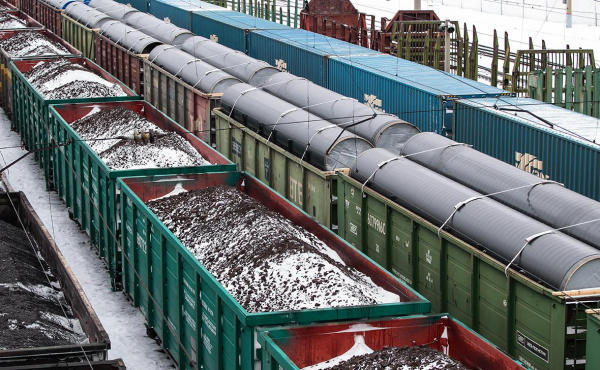 
                    РЖД спрогнозировали снижение погрузки по итогам 2025 года

                