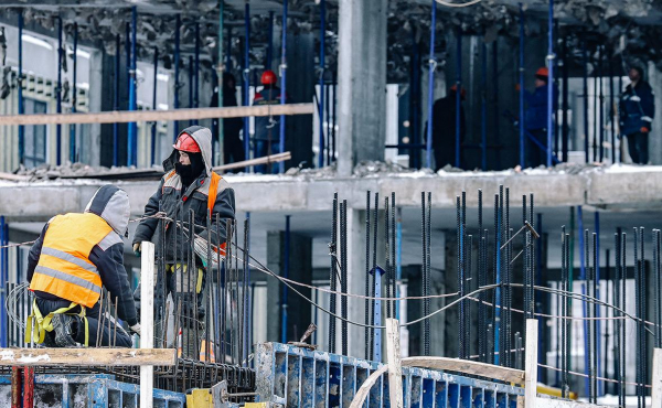 
                    &laquo;Северсталь&raquo; заявила о риске срыва проектов из-за запрета на мигрантов

                