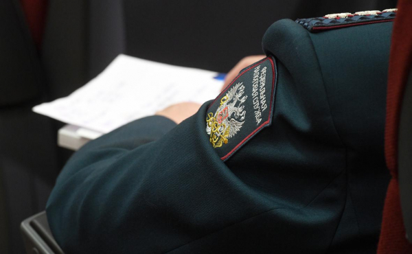 
                    &laquo;Ведомости&raquo; узнали об усилении контроля ФНС за сделками с иностранцами

                