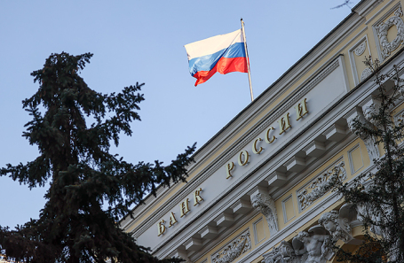 Центробанк второй раз сохранил ключевую ставку без изменений