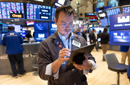 Рост инфляции в России и снижение цен на мировую нефть. Обзор финансового рынка от 26 февраля