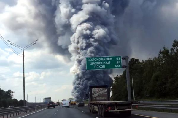 
                    Ozon подал миллиардный иск к владельцу своего сгоревшего склада

                