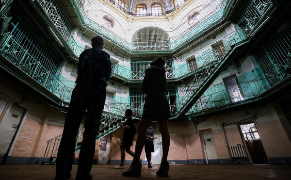 
                    Бывшую тюрьму &laquo;Кресты&raquo; в Петербурге на торгах купил девелопер

                