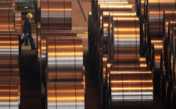 
                    Тяжелый металл: как пошлины США повлияют на мировой рынок и Россию

                