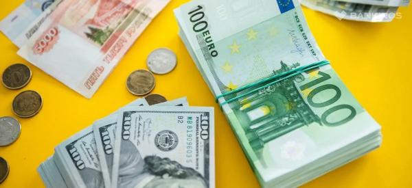 Прогноз курса валют: ждать ли скачков доллар и евро в конце марта?