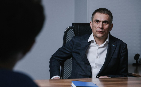 
                    Глава &laquo;Победы&raquo; предложил удерживать пилотов в стране льготной ипотекой

                