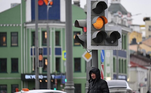 
                    Путин поручил разработать правила возвращения западных компаний в Россию

                