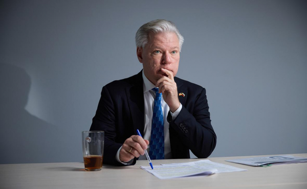 
                    Российский и американский бизнес обсудили, как можно смягчить санкции

                