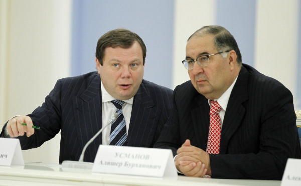 
                    Венгрия потребовала снять санкции с Усманова, Фридмана и Мазепина

                