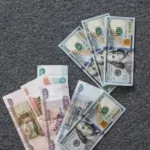 Доллар пробьет отметку в 100 рублей и достигнет 105-108: когда ждать?