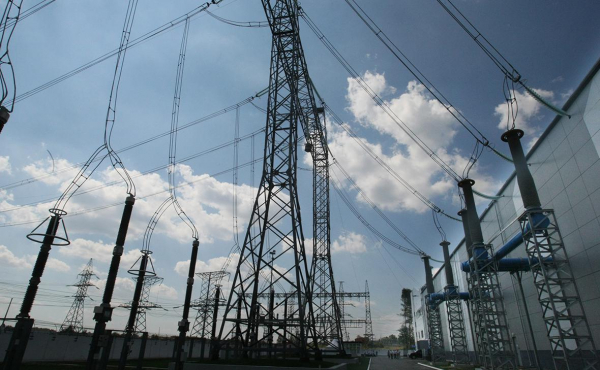 
                    &laquo;Россети&raquo; предложили запретить крупному бизнесу прямое подключение к сети

                