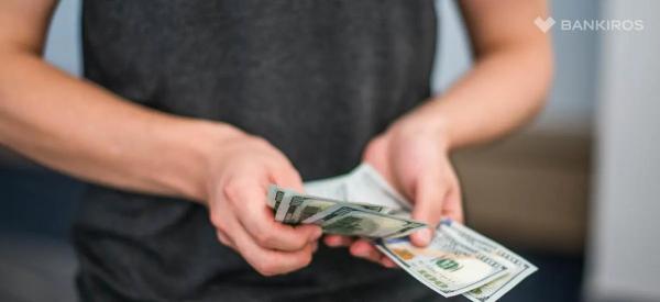 Что будет с валютой в апреле? Прогноз курса доллара, евро и юаня