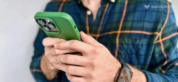 Как с помощью Bankiros скачать приложение банка, если оно удалено из AppStore и Google Play