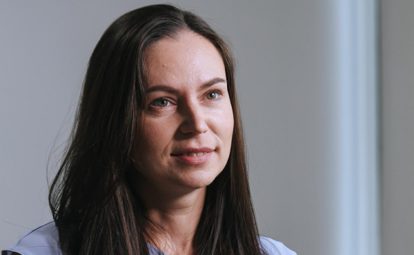 
                    Владелец &laquo;Пятерочки&raquo; и &laquo;Перекрестка&raquo; начал нанимать на работу индийцев

                