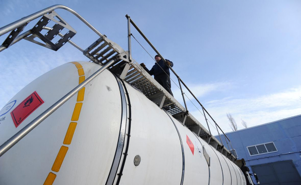 
                    В Госдуме подготовят ужесточение контроля за оборотом этилового спирта

                