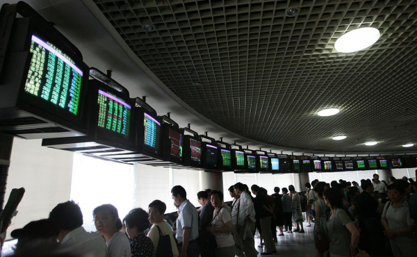 
                    FT узнала об отказе китайских фондов от инвестиций в США

                