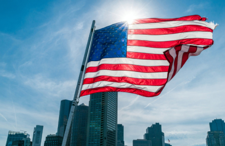 Экономика США сократилась впервые за три года