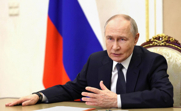 
                    Путин поручил определить условия обратного выкупа активов иностранцами

                