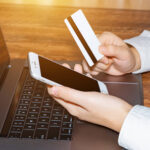 ВТБ: чаще всего деньги с карт мошенники крадут при помощи фишинга