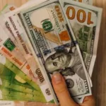 Курс валют в апреле: что будет с рублем и как разумно вложить сбережения