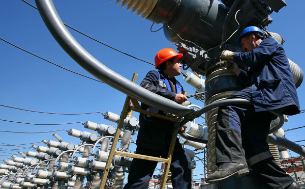 
                    Эксперты назвали меры для борьбы с энергодефицитом в России

                