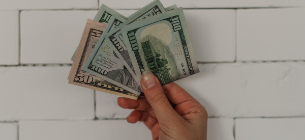 Доллар продолжит лихорадить: что делать с наличной валютой? 