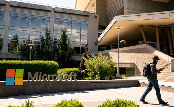 
                    На фоне обвала рынков сменилась самая дорогая компания мира

                