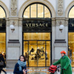 Модный дом Prada купил бренд Versace