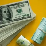 Рост курса доллара до 120 предопределен: когда ускорится девальвация рубля?