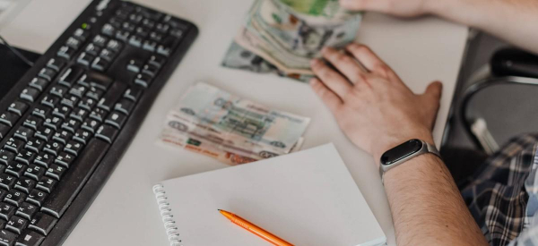 Сколько денег нужно положить на вклад, чтобы покрывать доходом половину платежей по ипотеке?