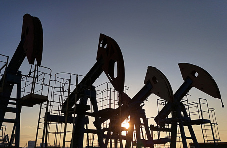 Нефть в глубоком минусе