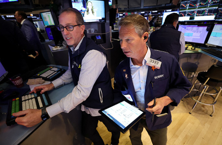 Укрепление рубля и возвращение ВТБ к выплатам дивидендов. Обзор финансового рынка от 28 апреля