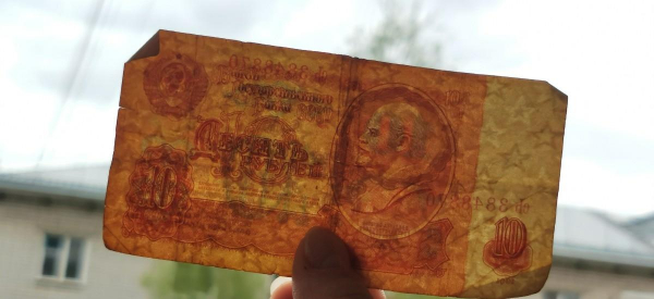 Экономическая победа: как СССР удалось обвалить доллар и снизить инфляцию?