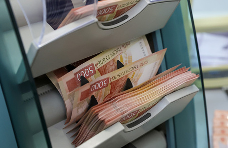 Средняя зарплата в России составила 91 тысячу рублей