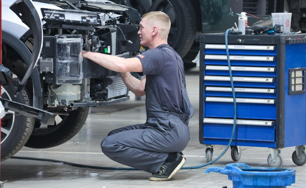 
                    В России предупредили о проблемах с подержанными китайскими автомобилями
                