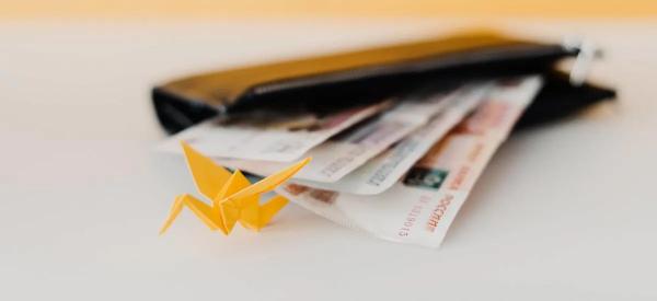 Россиянам рассказали, какие товары и услуги подорожают летом 2025