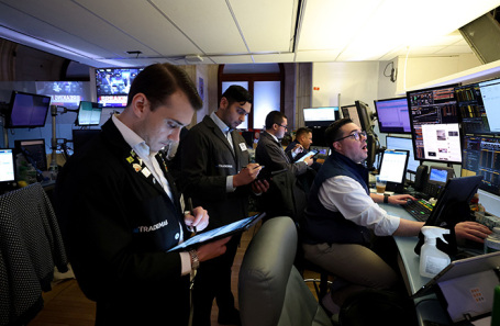 Укрепление рубля и рост на Мосбирже. Обзор финансового рынка от 19 мая