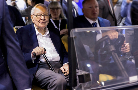 Уоррен Баффетт покинет пост главы Berkshire Hathaway до конца года