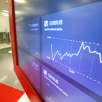 Рубль продолжает укрепляться по отношению к основным валютам