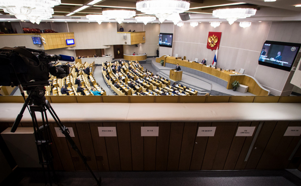 
                    Минпромторг опроверг утверждение списка автомобилей для работы в такси
                