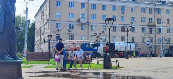 Какие надбавки и льготы ждут пенсионеров летом 2025 года