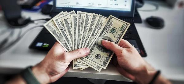 Доллар укрепится к концу мая и пойдет в рост с июня: прогноз