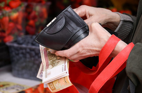 Средняя предлагаемая зарплата в России этой весной &mdash; от 60 тысяч до 100 тысяч рублей