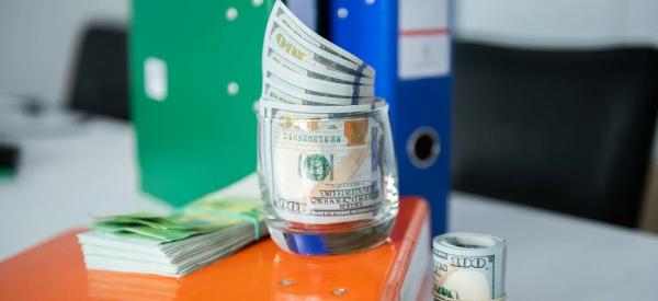 Доллар рухнет до 50? Финансист озвучил возможный сценарий