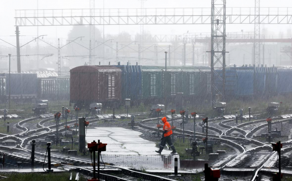 
                    РЖД решили проверить вместимость путей для регистрации новых вагонов
                