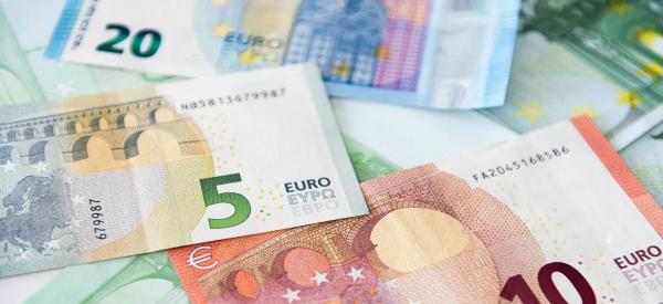 Валютный прогноз на июль: ждать ли роста курса евро к рублю?