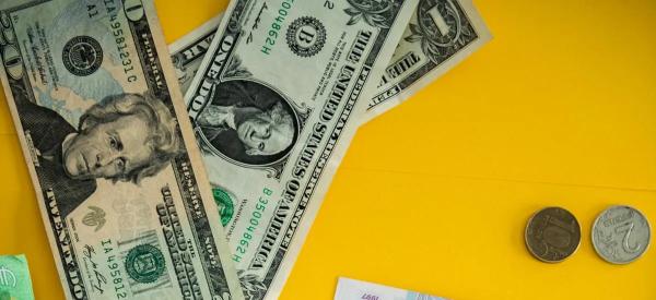 110-120 за доллар: рубль обвалится после значительного укрепления?