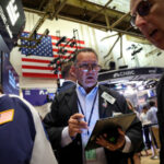 Нефть и газ резко подешевели на фоне снижения напряженности на Ближнем Востоке