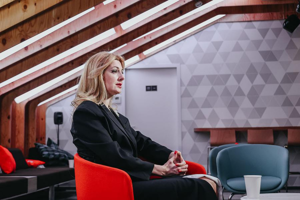 
                    Глава МТС&nbsp;&mdash; РБК: &laquo;Какой мы теперь мобильный оператор?&raquo;
                