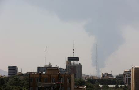 Атакам подверглись НПЗ в Хайфе и топливная база в Тегеране